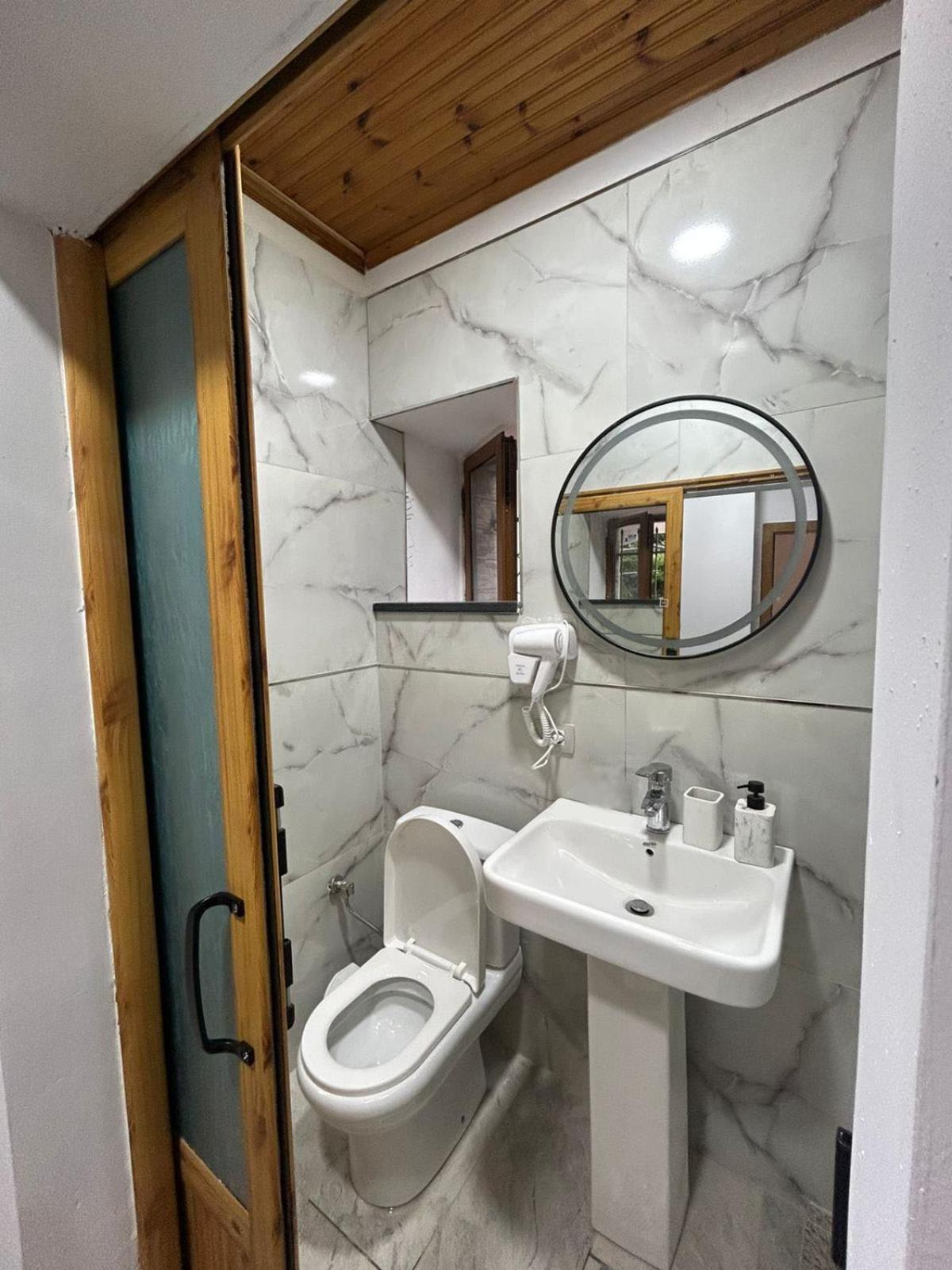 Guest House Lengo Гирокастра Экстерьер фото